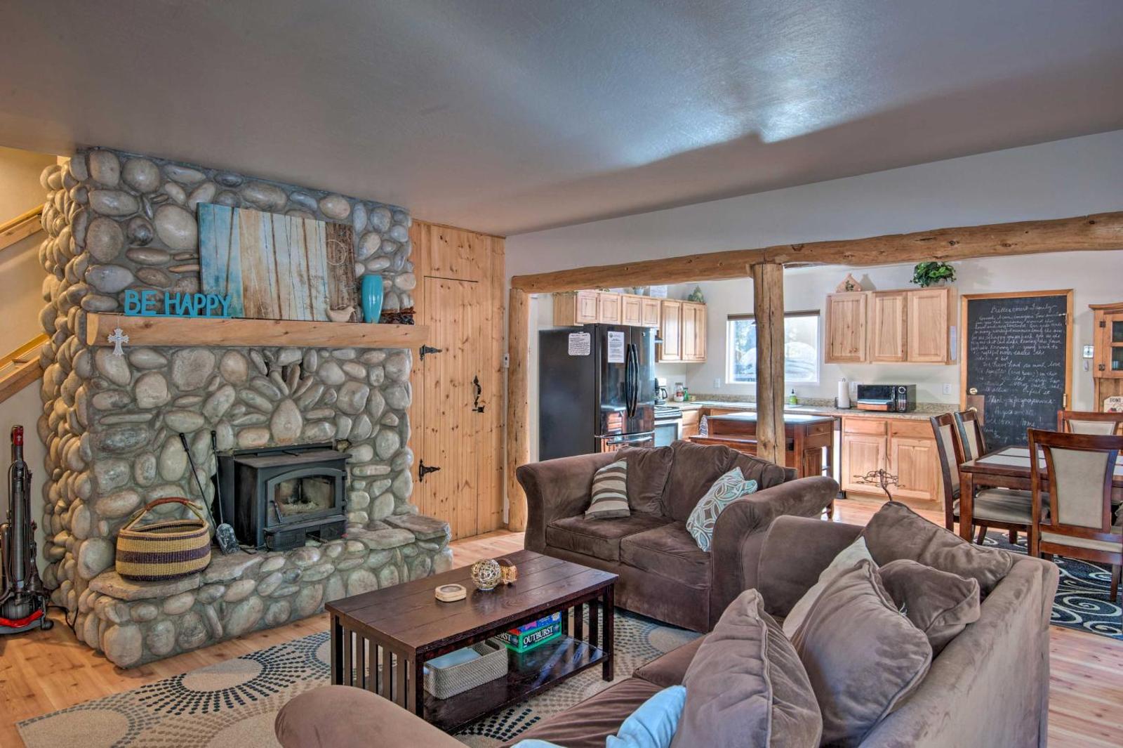 Rustic Mountain Charm Near Heavenly and Tahoe! Main image 1